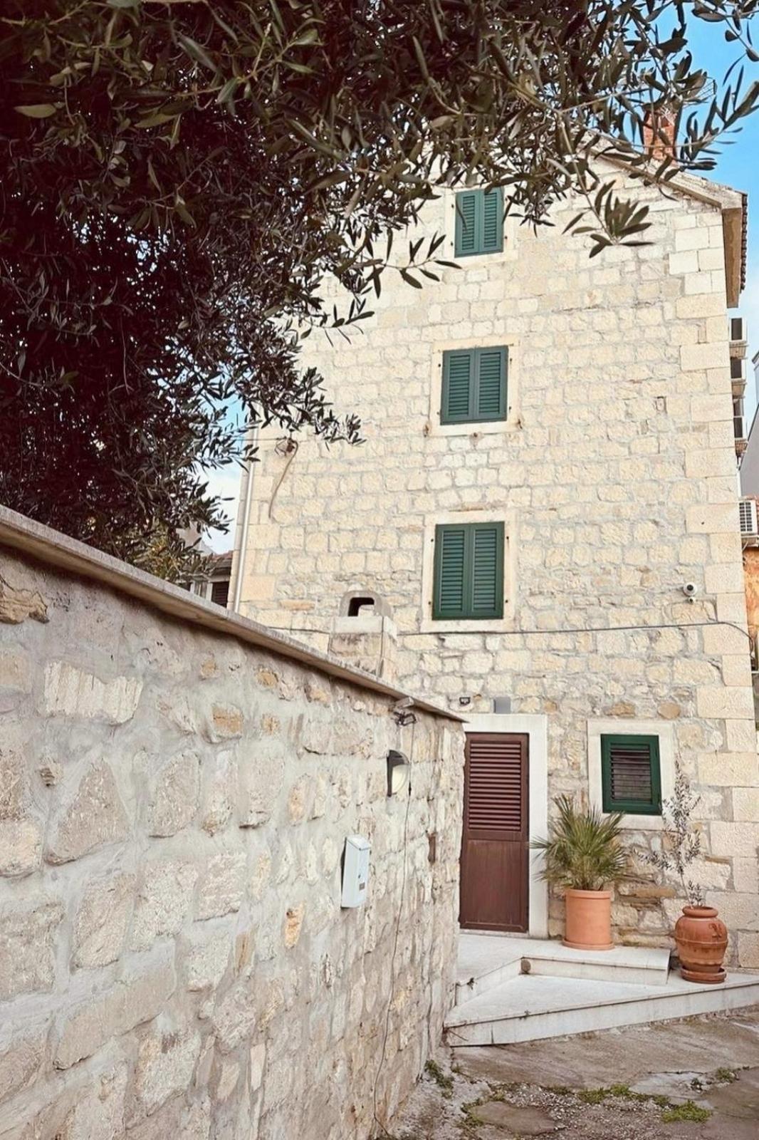 Apartments F&A Split Extérieur photo